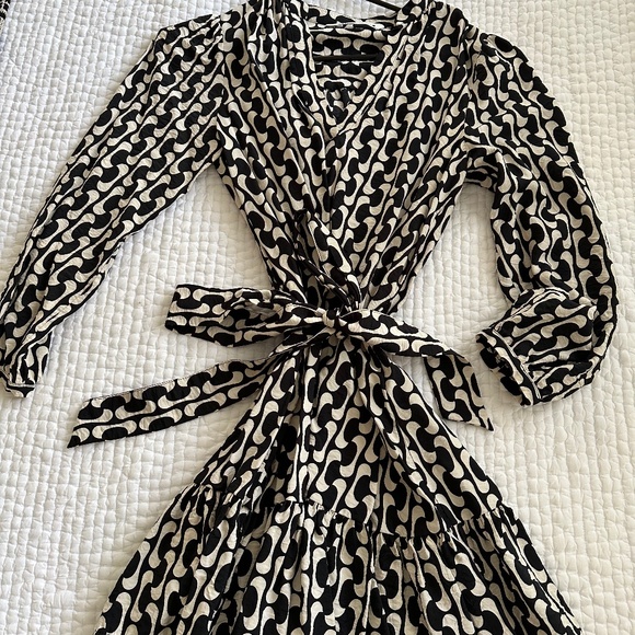 Zara Dresses & Skirts - Zara spring dress, small , black and white